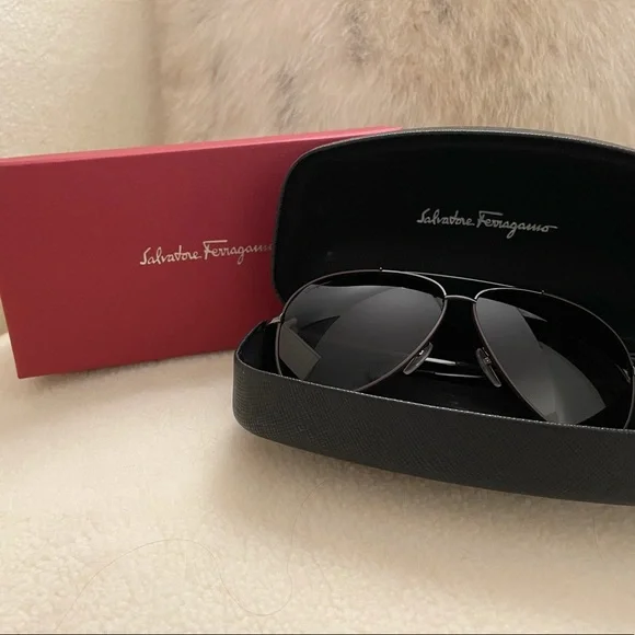 Salvatore Ferragamo 60mm Aviator Sunglasses FERRAGAMO Salvatore Ferragamo 60mm Aviator Sunglasses  main image 4